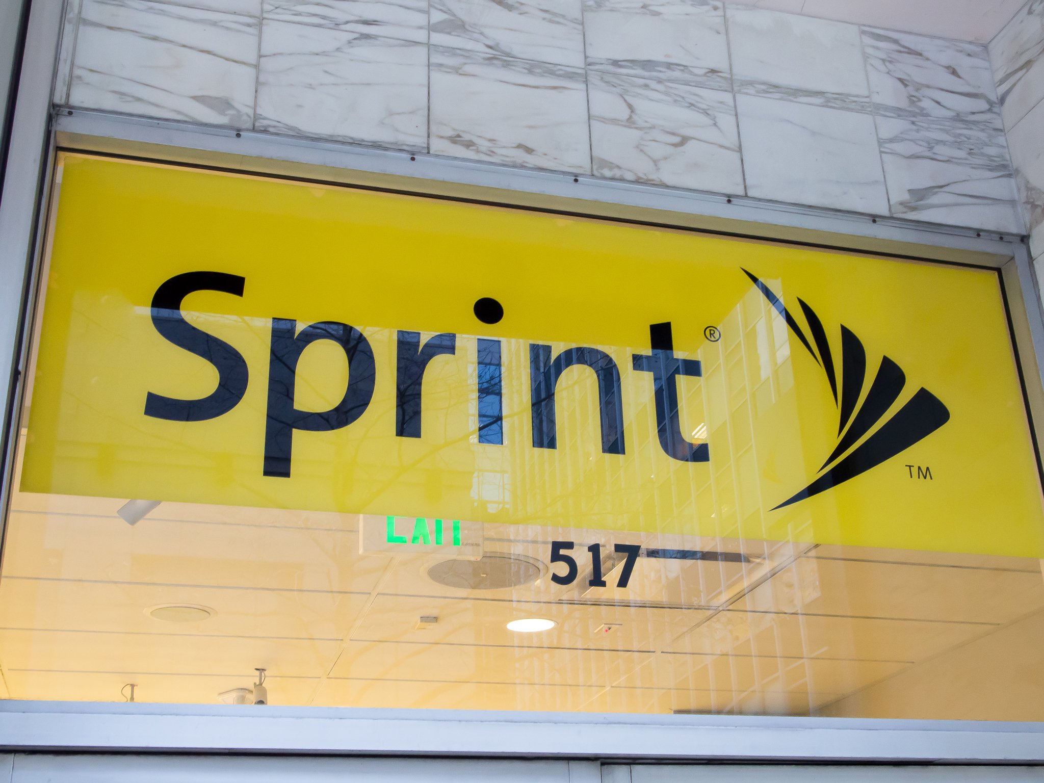 Sprint-Store-04.jpg