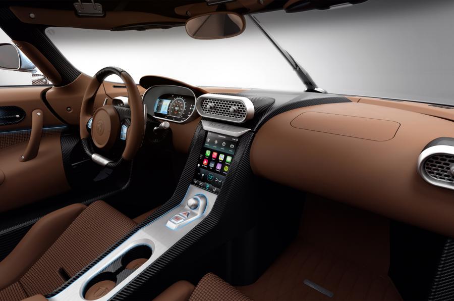 Koenigsegg-carplay-press-1.jpg