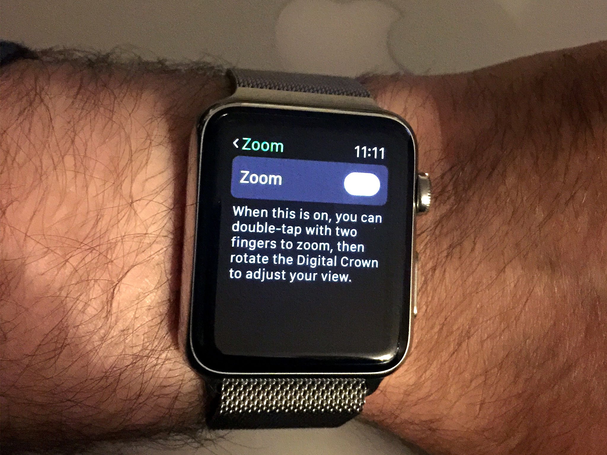 apple-watch-zoom-hero.jpg