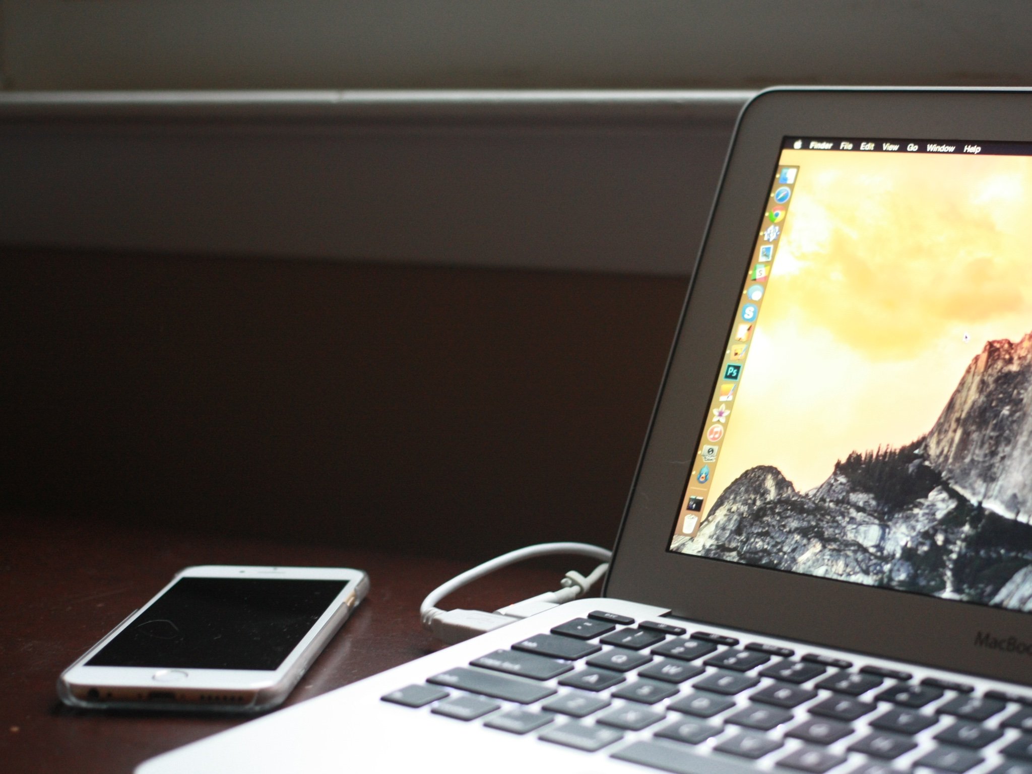 serenity-os-x-yosemite-dock-hero.jpg