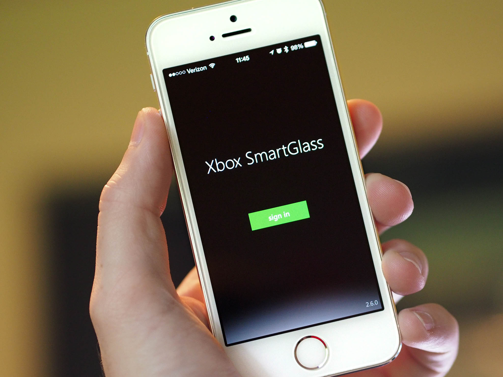 xbox_smartglass_signin_5s_hero.JPG