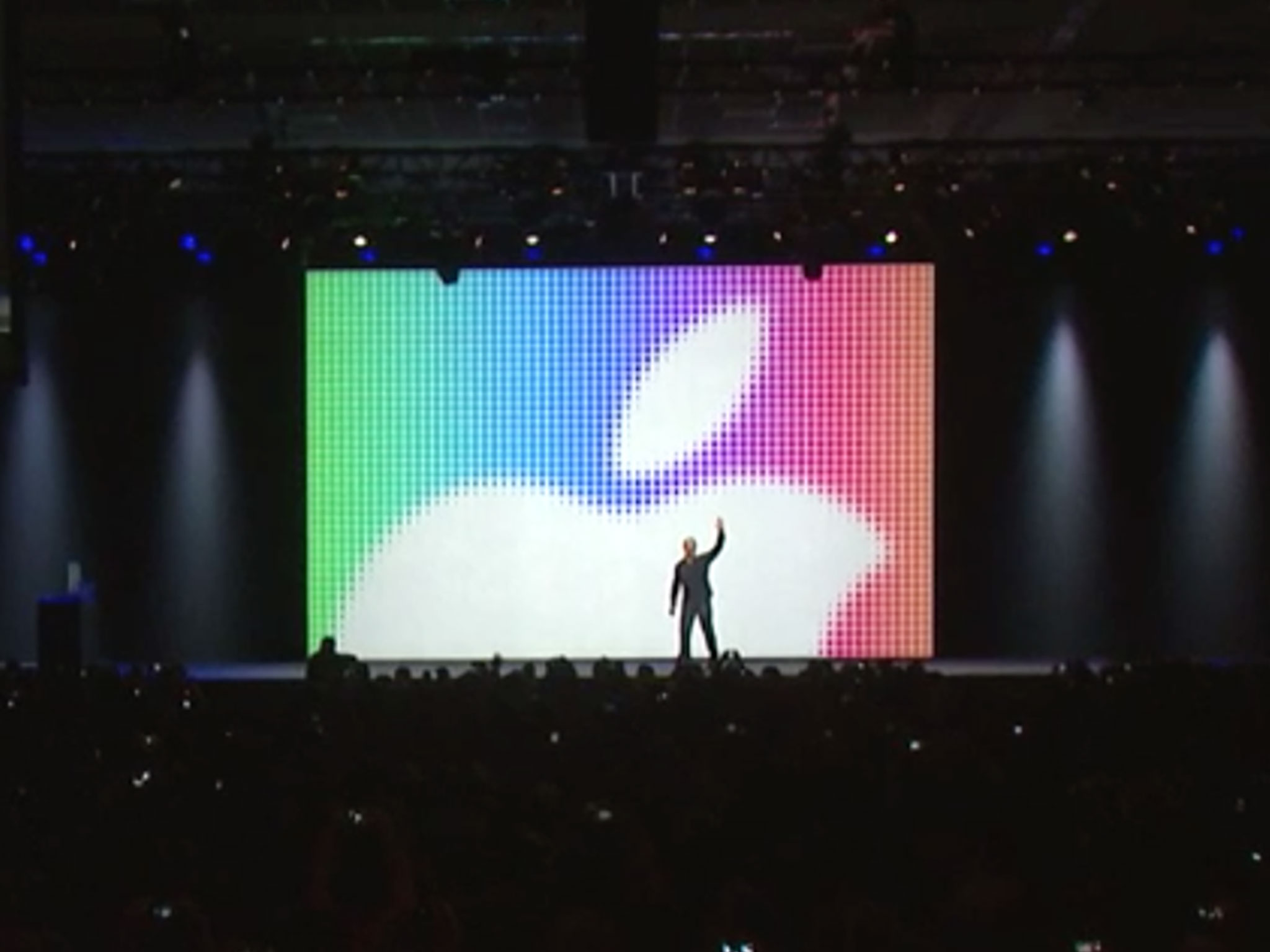 tim_cook_wwdc_2014_fist_pump.jpg