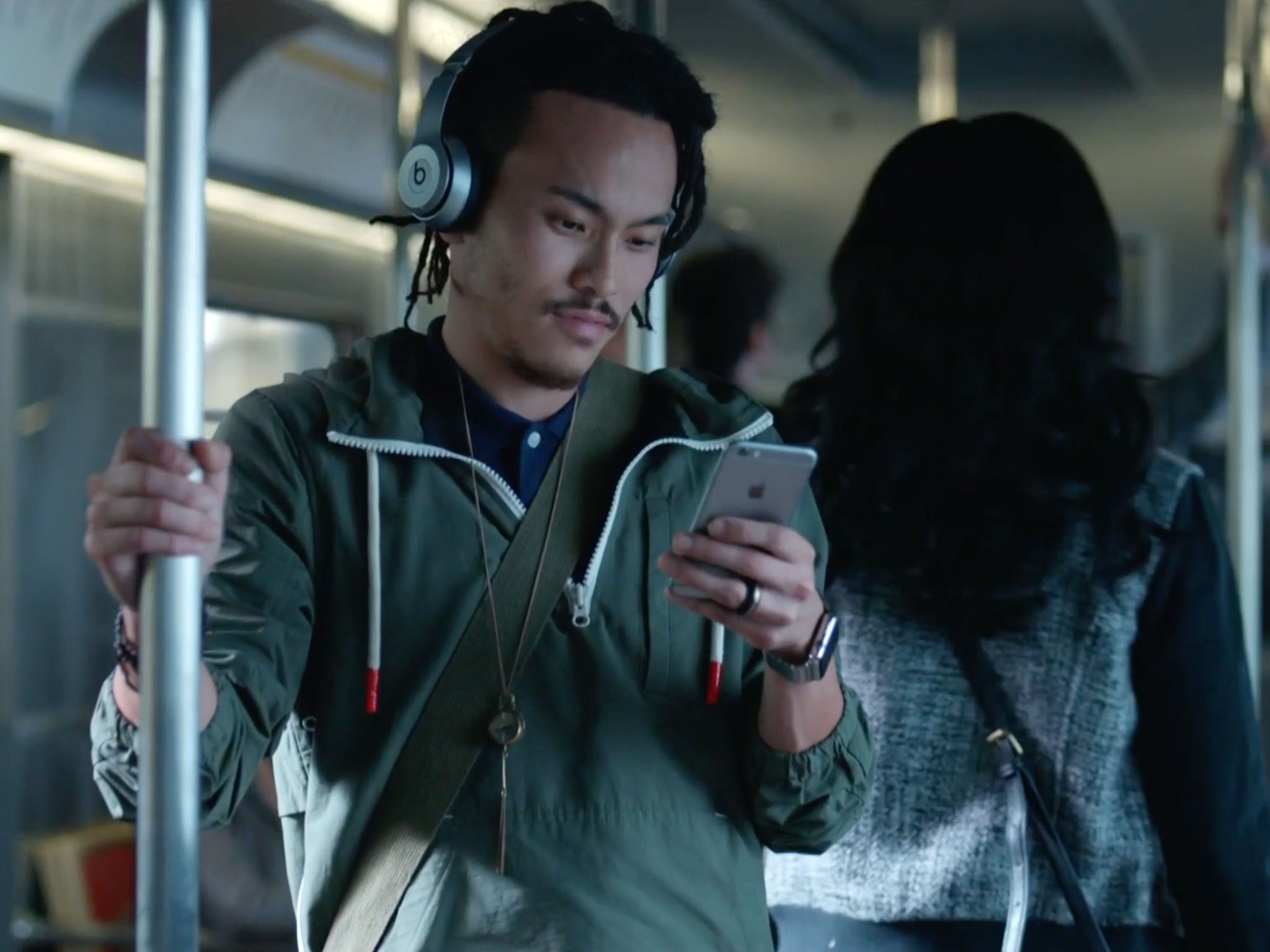 apple-music-subway-screencap.jpg