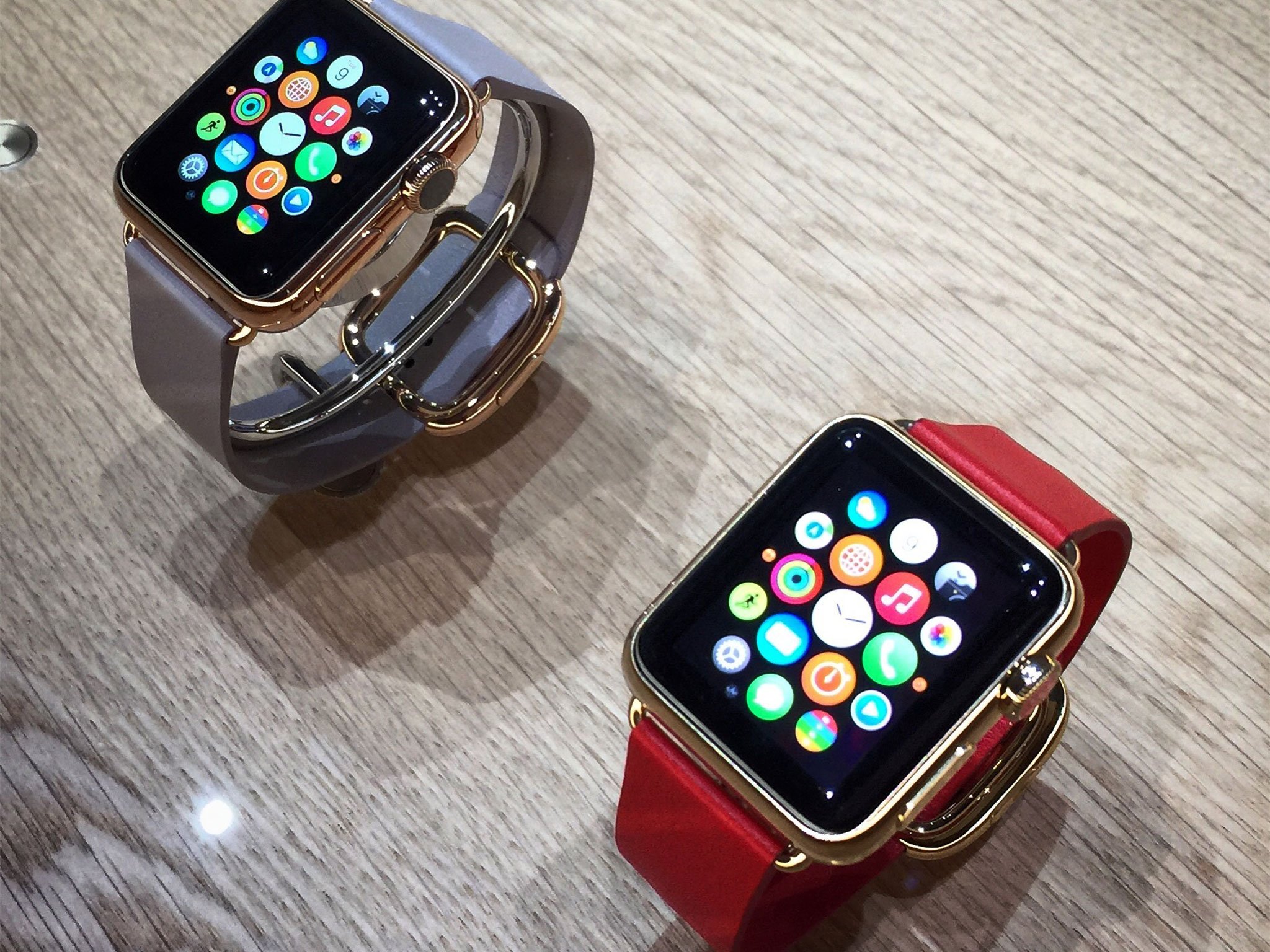 apple-watch-gold-gray-red-bands-hero.jpg