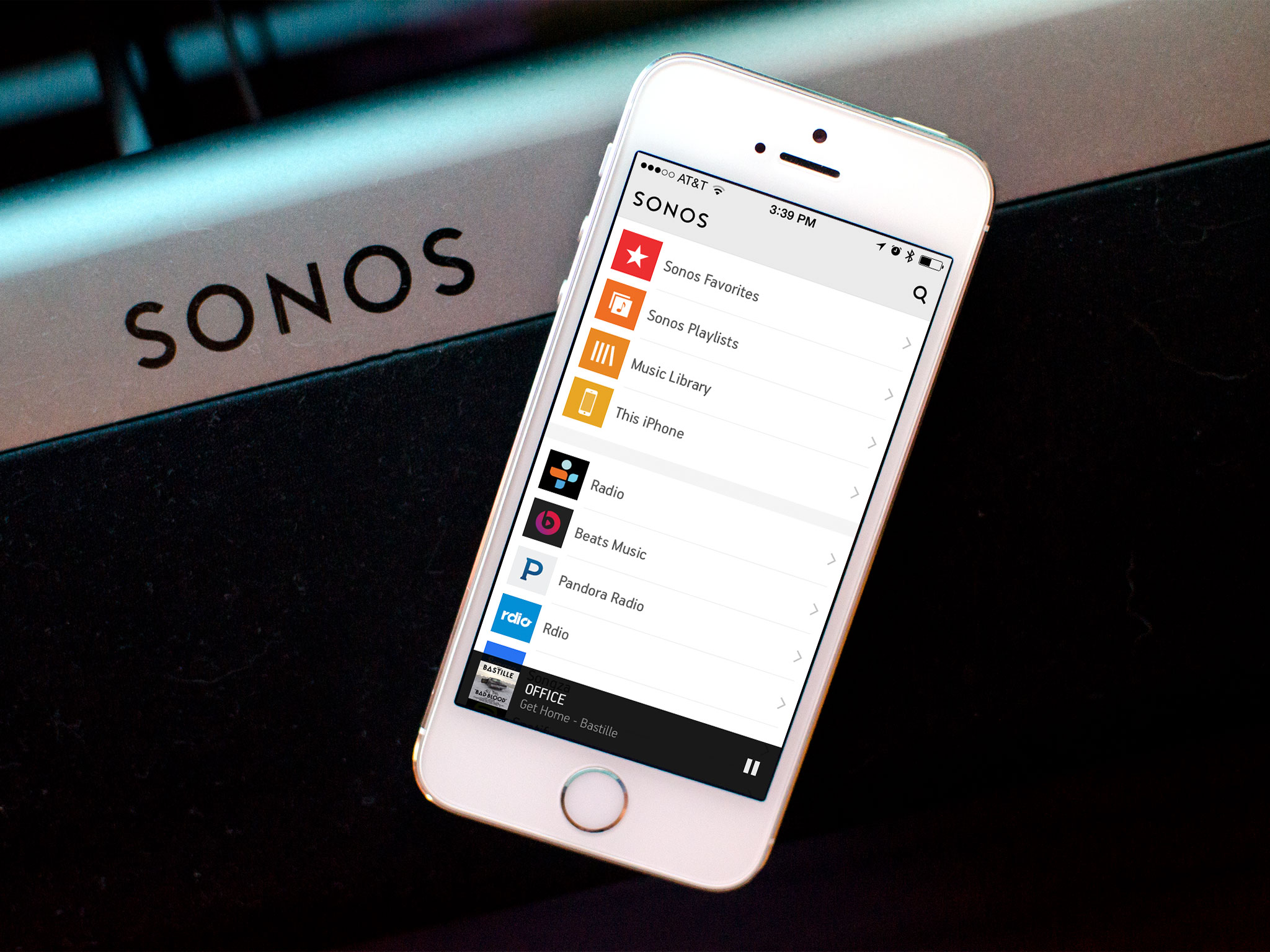 sonos_controller_playbar_iphone_hero.jpg