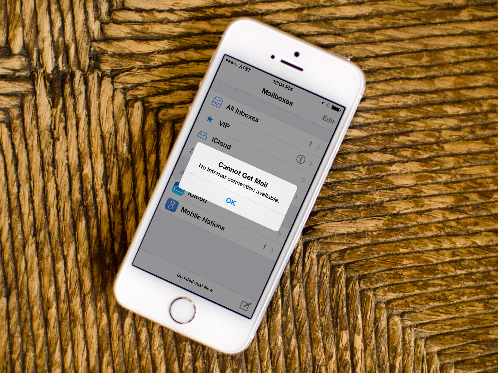 mail_connection_error_iphone_5s_hero.jpg