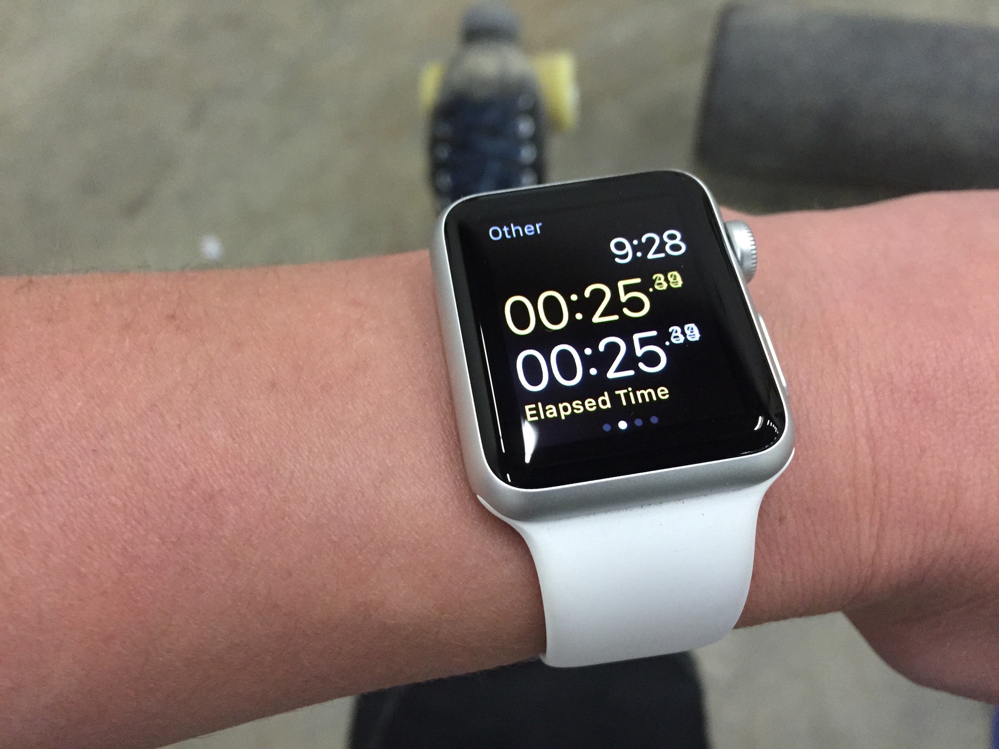 apple-watch-day-in-life-roller-derby-hero_0.jpg