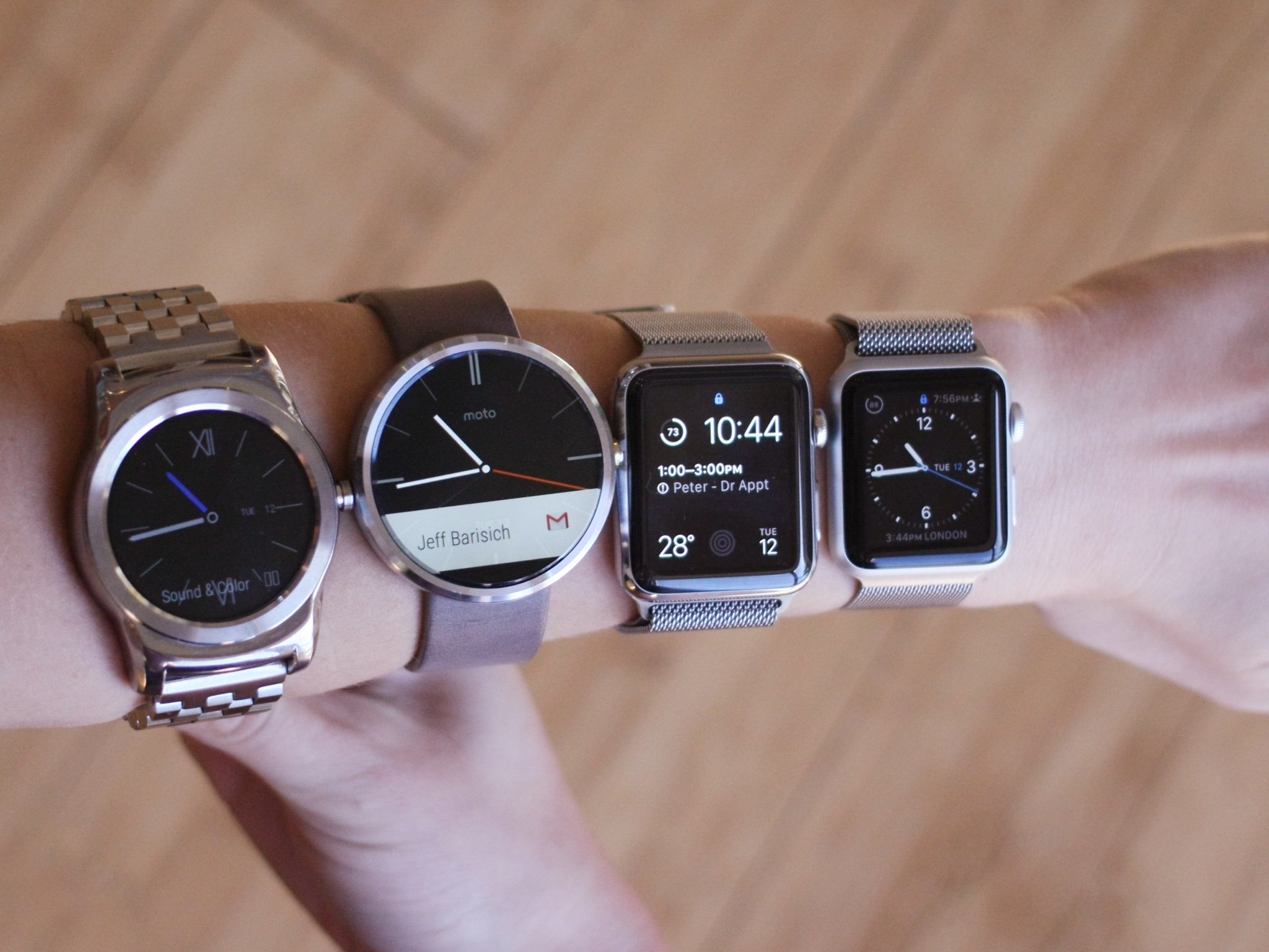 giant-smartwatches-apple-watch-lg-moto-hero.jpg
