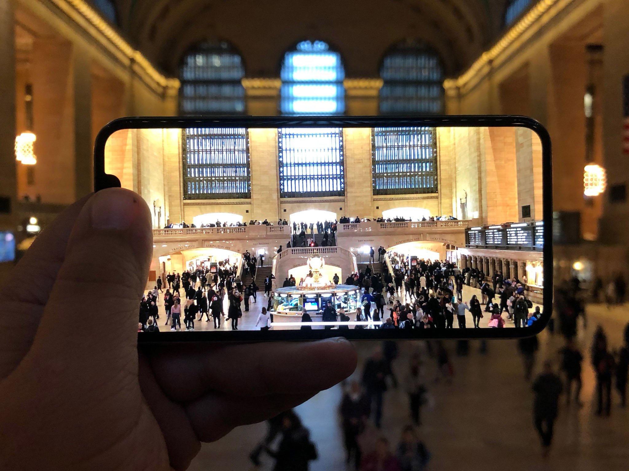 iphone-x-grand-central.jpg
